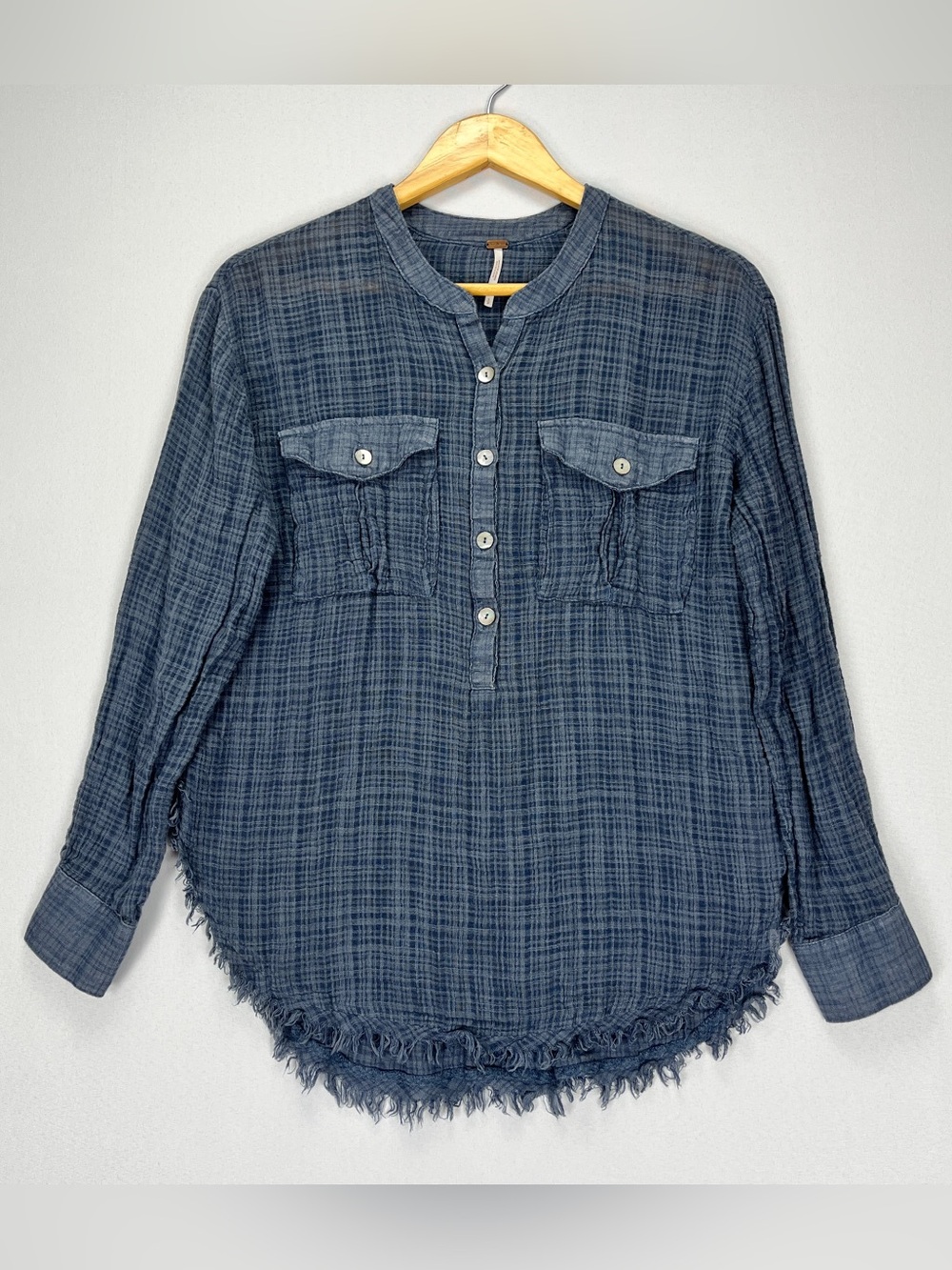 Free People Talk To Me Plaid Gauze Popover Shirt Women’s Small Blue Curve Hem